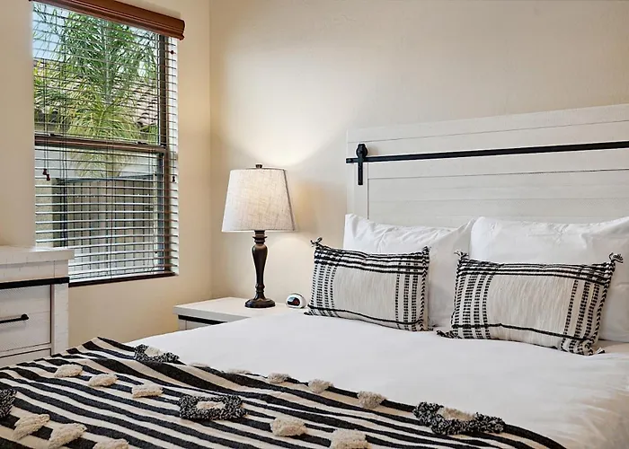Holiday home Getaway At Power Ranch